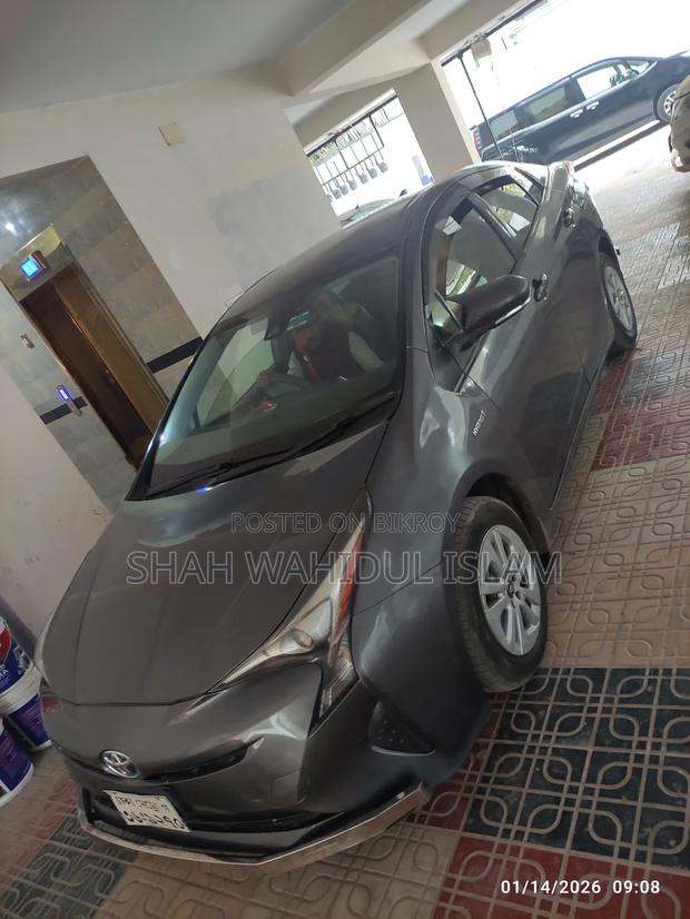 Toyota Prius 2017 Gray