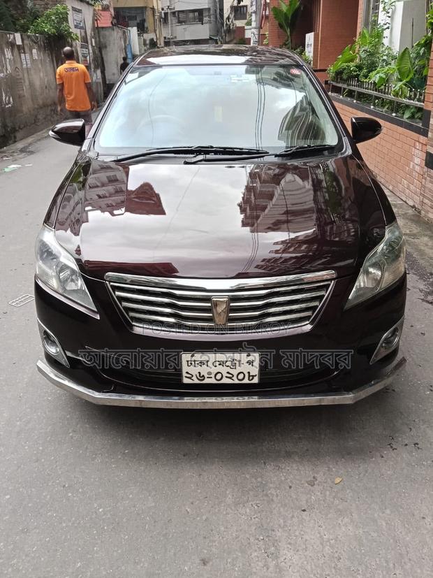 Toyota Premio 2011 Maroon