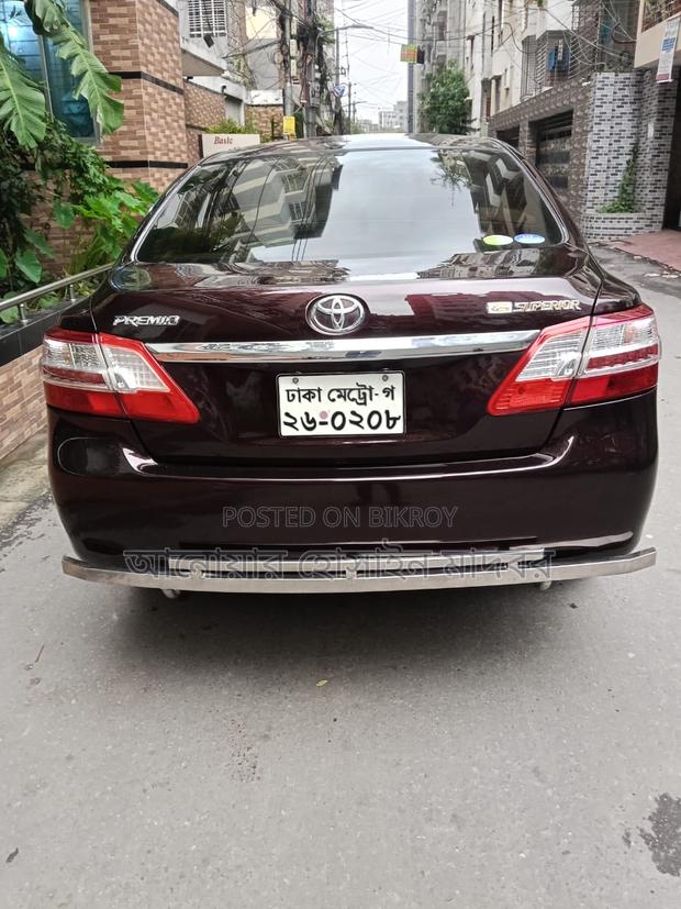 Toyota Premio 2011 Maroon