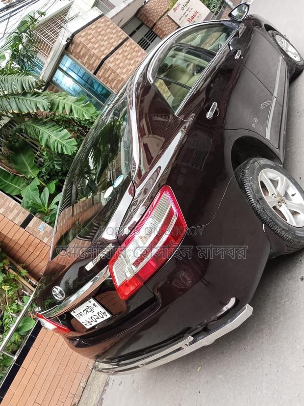 Toyota Premio 2011 Maroon