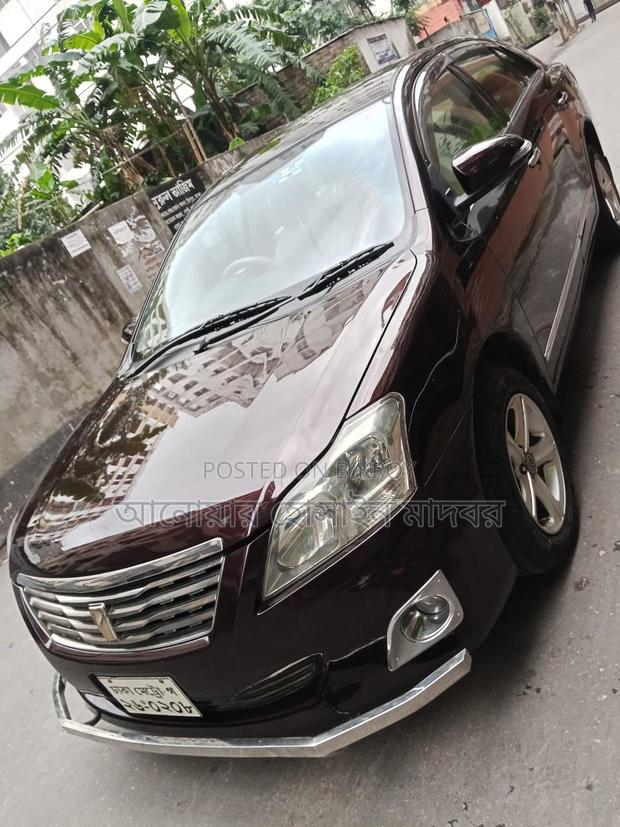 Toyota Premio 2011 Maroon