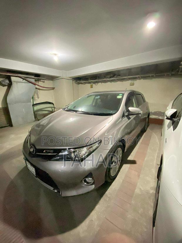 Toyota Auris 2013 Silver