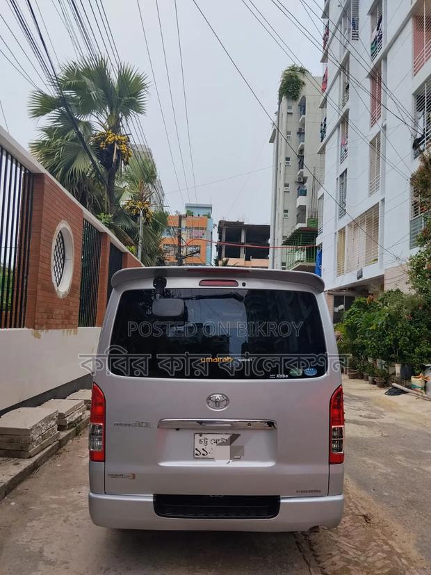 Toyota HiAce SV Premium 2013 Silver