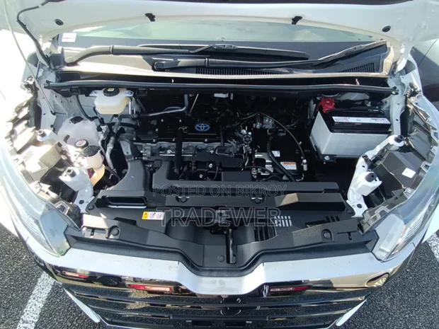 Toyota Noah 2022 Pearl
