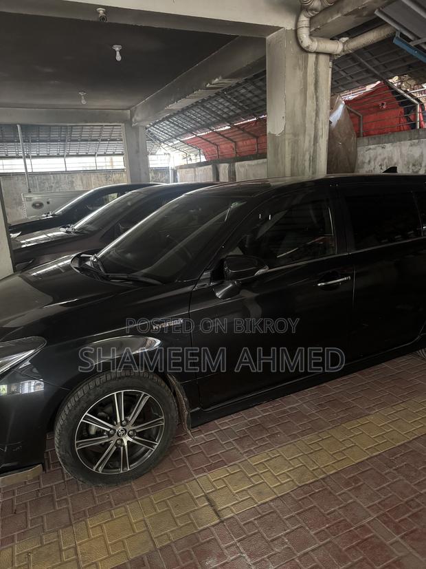 Toyota Corolla Fielder 2016 Black
