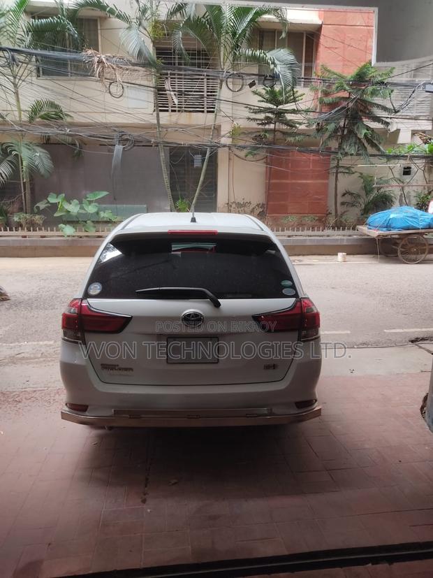 Toyota Corolla Fielder 2018 White