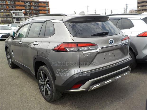 Toyota Corolla Cross 1.8 Hybrid FWD 2022 Brown