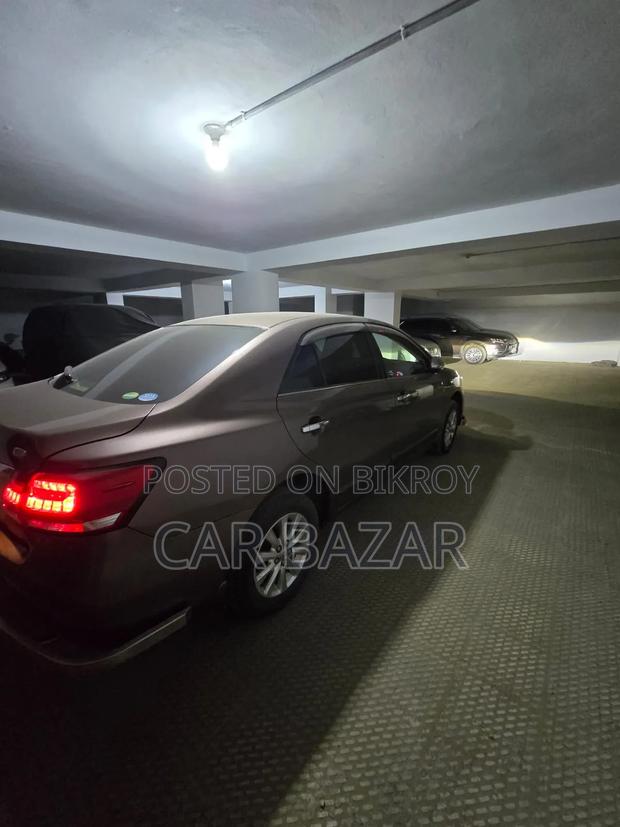 Toyota Premio 2016 Brown