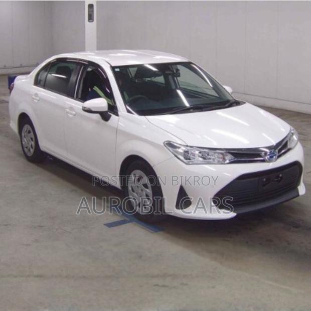 Toyota Axio 2021 White