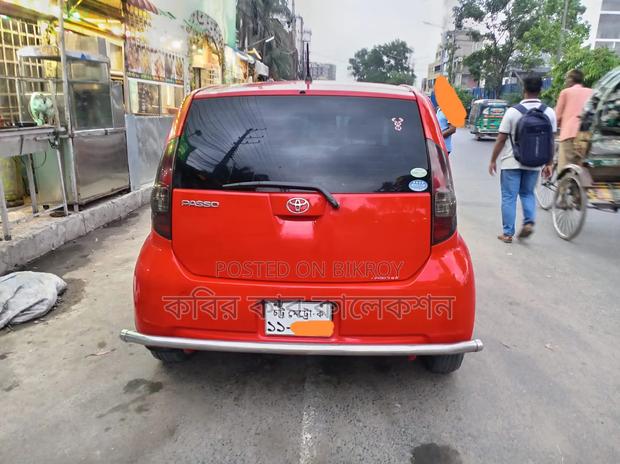 Toyota Passo 2005 Red