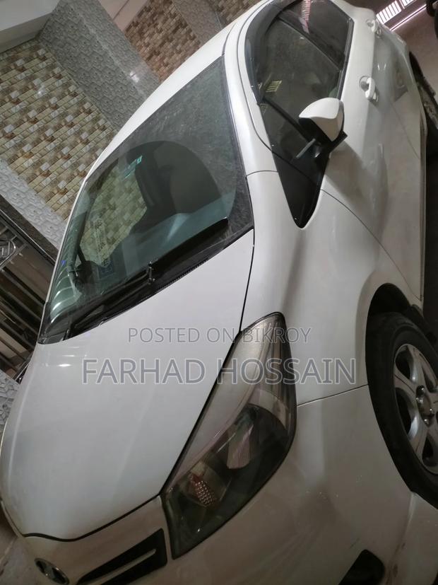 Toyota Vitz 1.0 FWD 5dr 2011 White