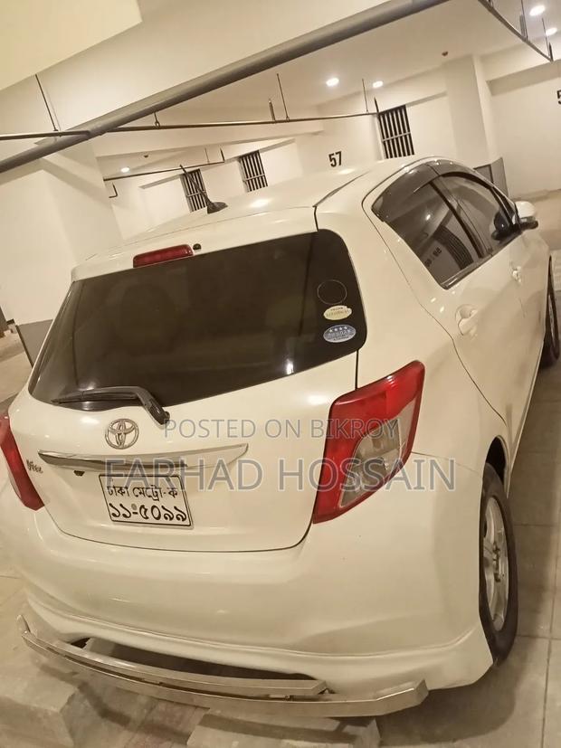 Toyota Vitz 1.0 FWD 5dr 2011 White
