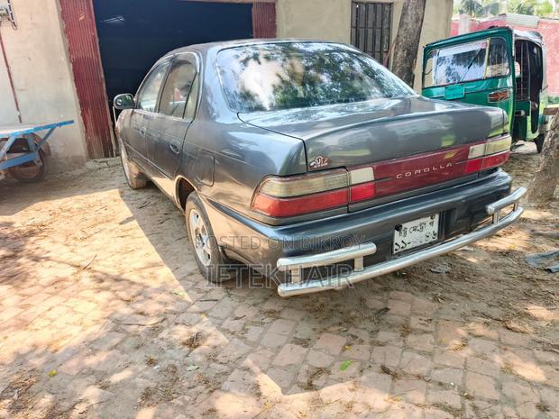 Toyota Corolla Sedan 1993 Gray