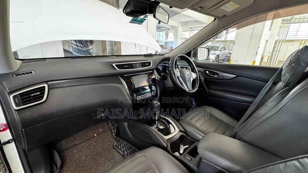Nissan X-Trail 2.0 Hybrid FWD 2015 Pearl