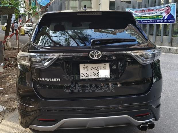 Toyota Harrier 2.0 2014 Black