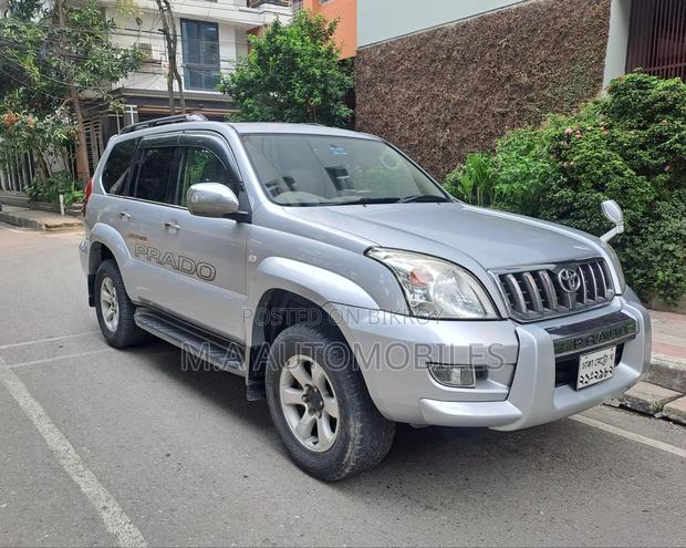 Toyota Land Cruiser Prado 2008 Silver