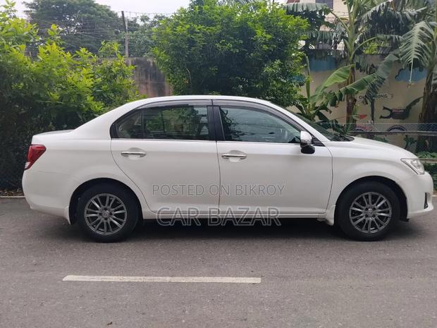 Toyota Axio 2013 Pearl