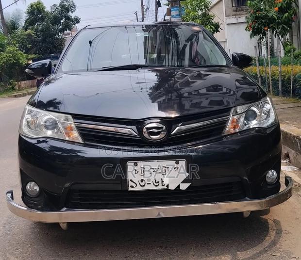 Toyota Axio 2013 Black
