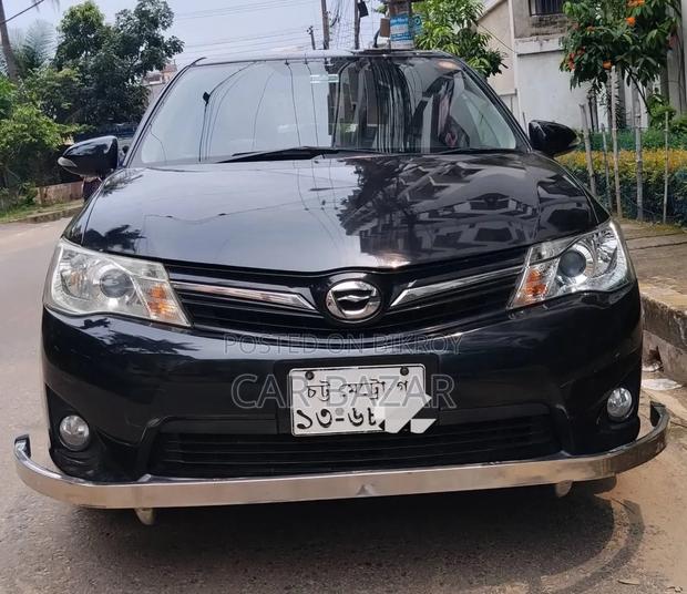 Toyota Axio 2013 Black