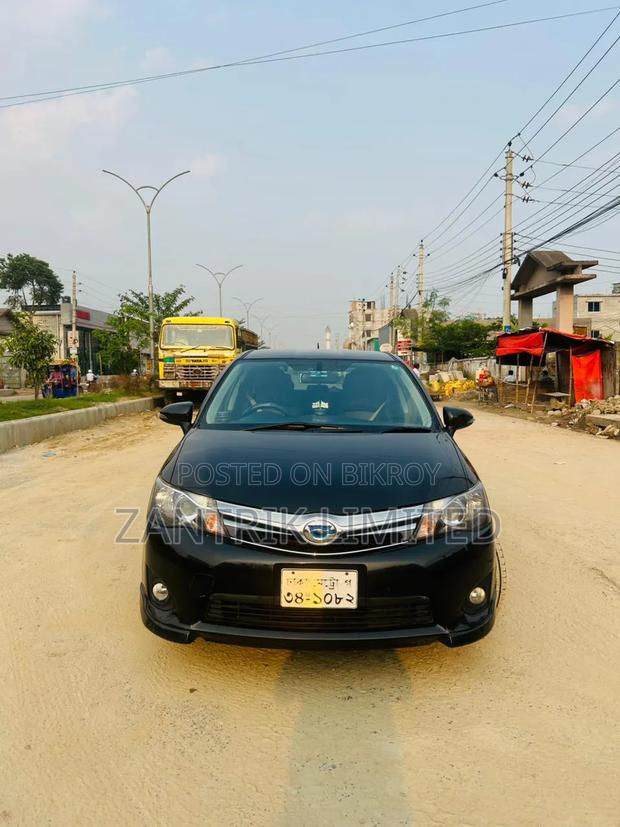 Toyota Corolla Fielder 2013 Black