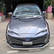 Toyota Prius 4dr Hatchback (1.8L 4cyl Gas/Electric Hybrid CVT) 2016 for sale