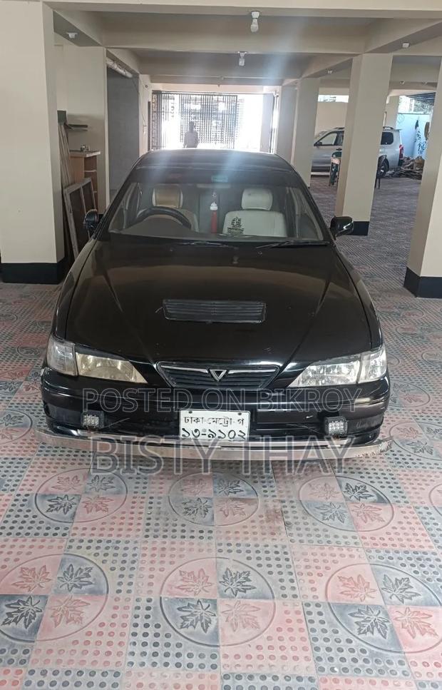 Toyota Vista 1988 Black