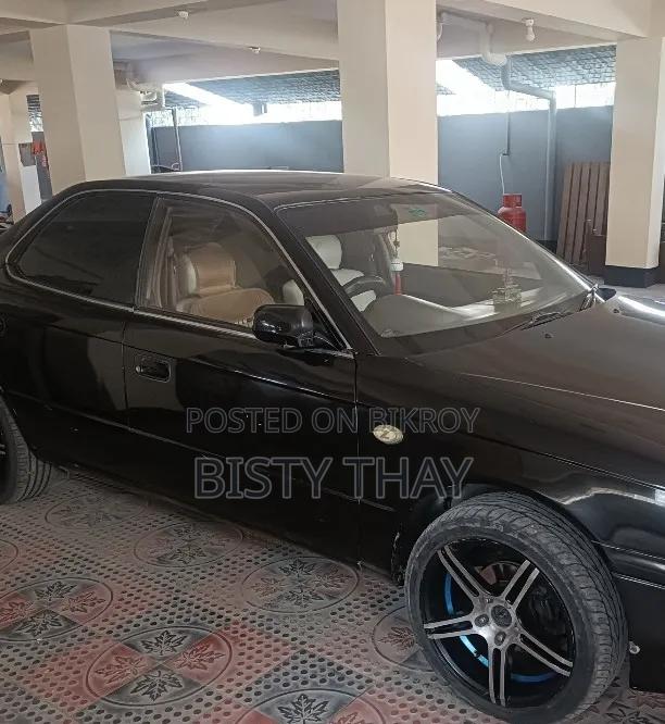 Toyota Vista 1988 Black