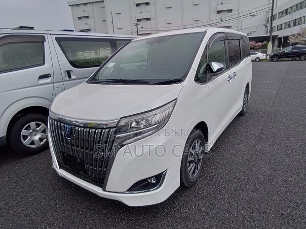 Toyota Esquire 1.8 FWD Hybrid (7 Seater) 2021 Pearl