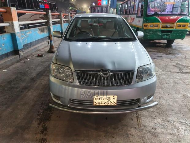 Toyota Corolla 2005 Silver