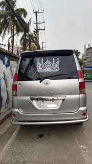 Toyota Noah 2003 Silver for sale