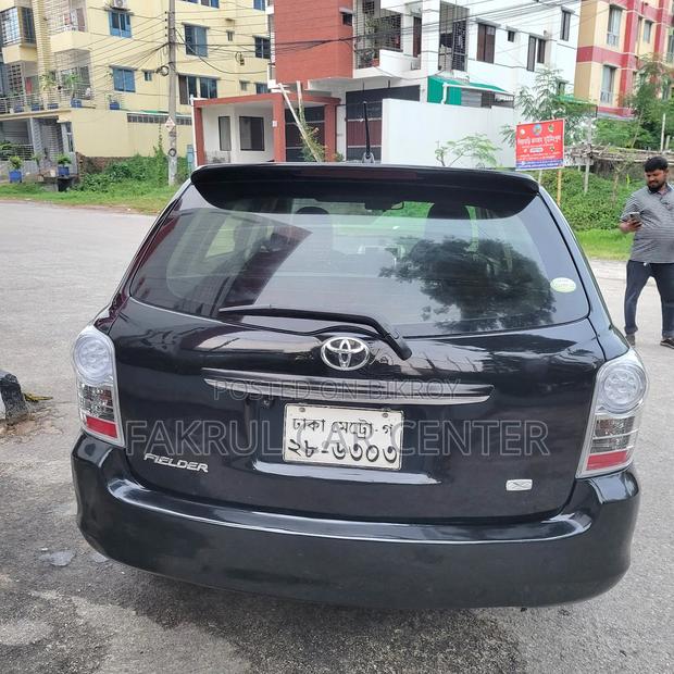 Toyota Corolla Fielder 2012 Black