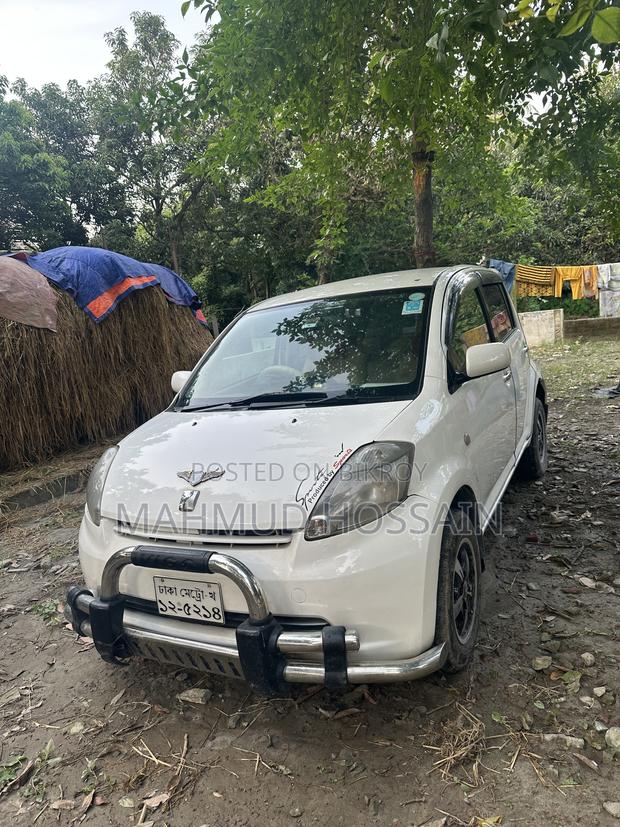 Toyota Passo 2005 White