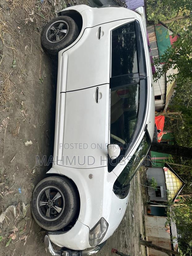 Toyota Passo 2005 White