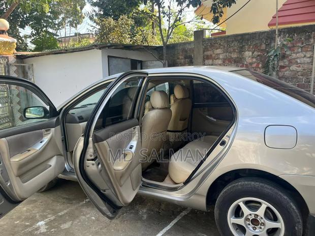 Toyota Corolla 2000 Silver