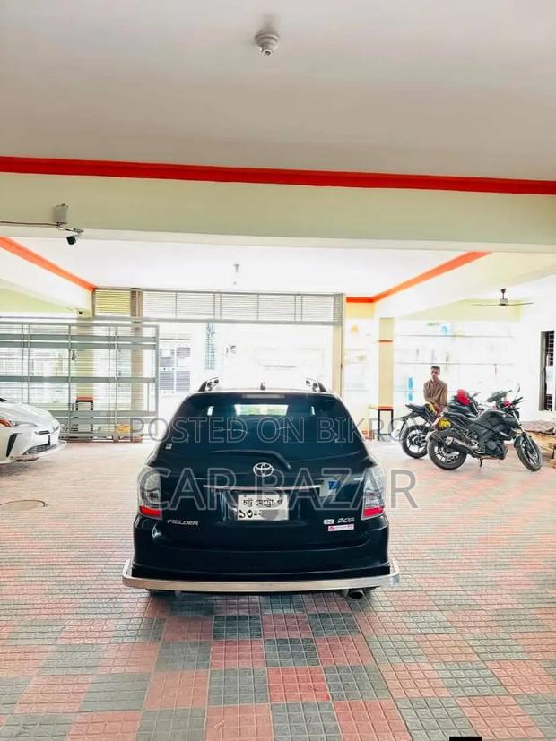 Toyota Corolla Fielder 1.5 Petrol FWD 2010 Black