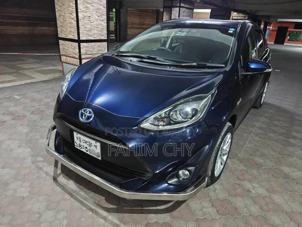 Toyota Aqua 2018 Blue