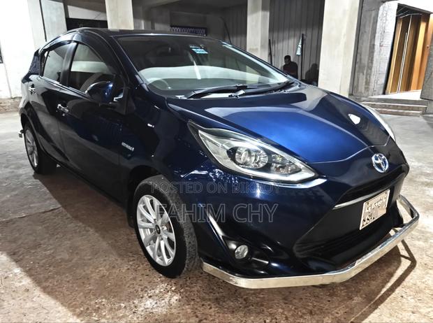 Toyota Aqua 2018 Blue