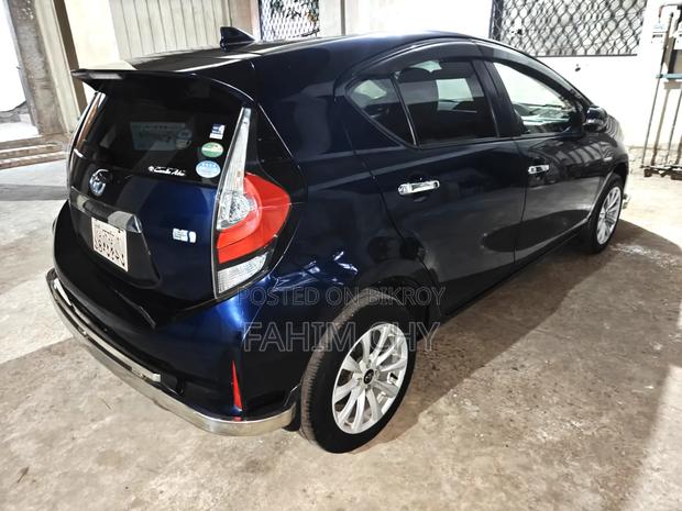 Toyota Aqua 2018 Blue