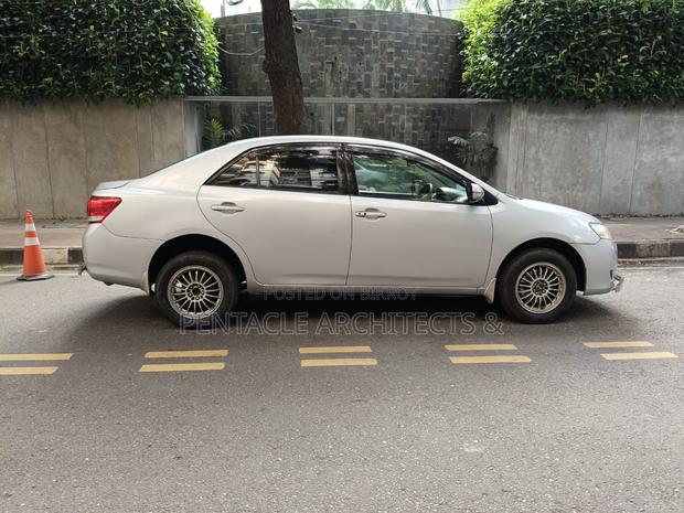 Toyota Allion 2010 Silver