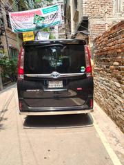 Toyota Noah 2016 Black for sale