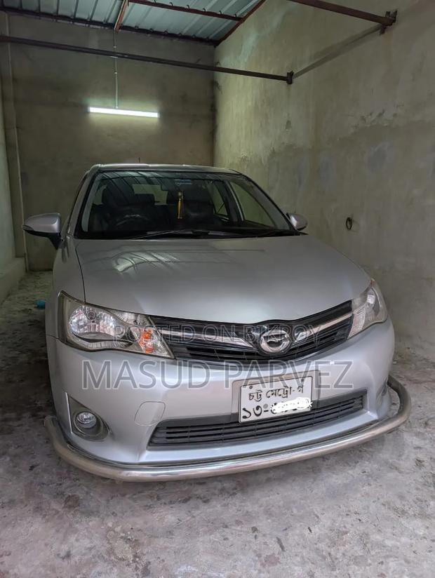 Toyota Corolla 2012 Silver