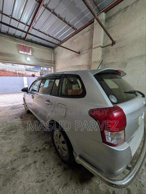 Toyota Corolla 2012 Silver