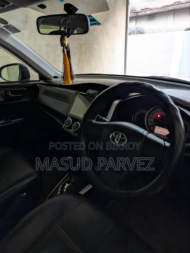 Toyota Corolla 2012 Silver
