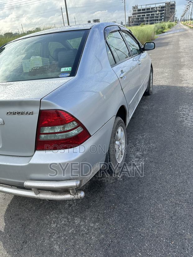 Toyota Corolla 2002 Silver