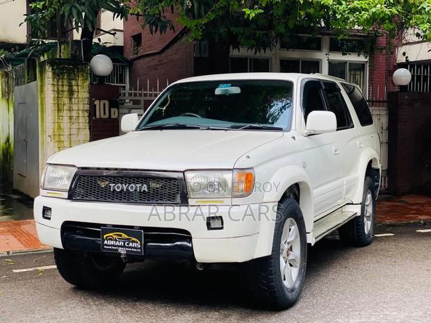 Toyota Hilux 1996 White
