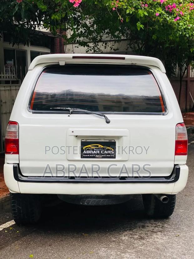 Toyota Hilux 1996 White