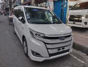 Toyota Noah 2021 Pearl for sale