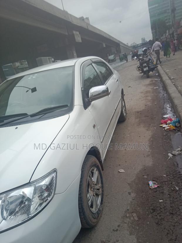 Toyota Corolla 2004 White