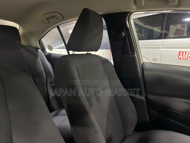 Toyota Corolla 2020 Silver