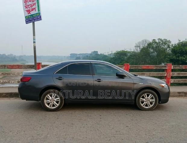 Toyota Camry SE 4dr Sedan (2.4L 4cyl 5A) 2006 Gray